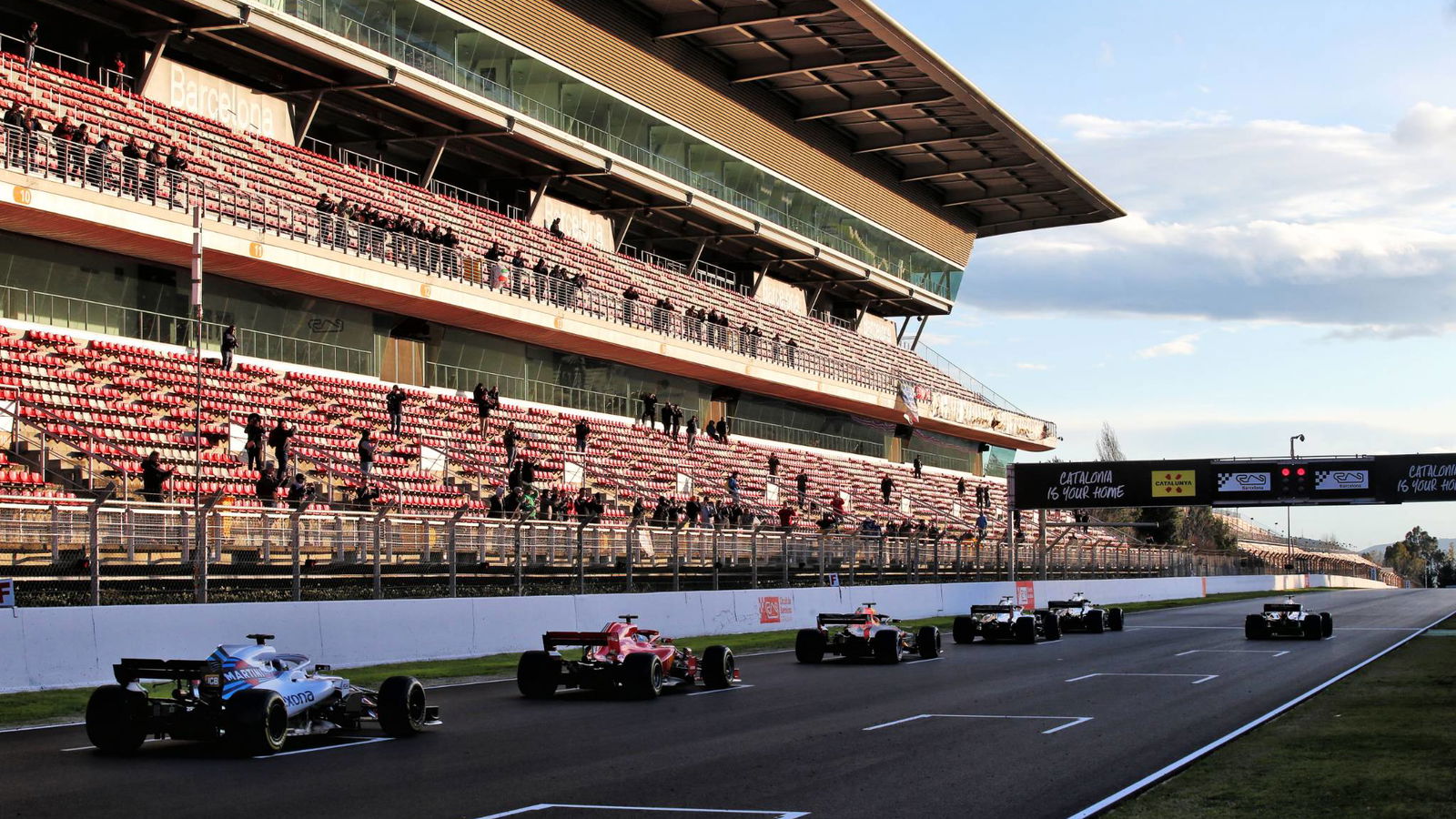 Whiting unconcerned by new F1 standing restarts