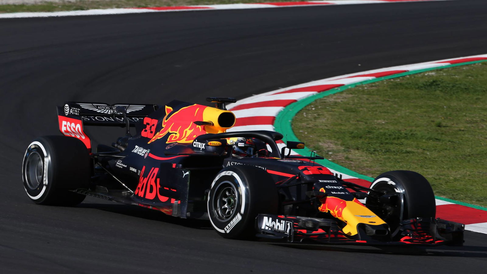 Verstappen: Red Bull needs to be within 0.3s of Mercedes