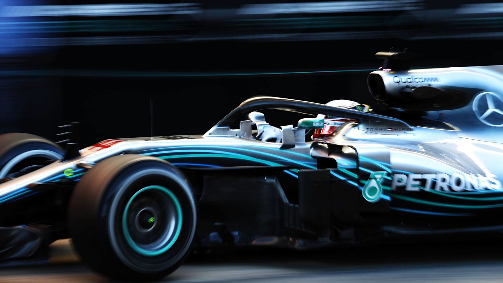 Hamilton: Mobil F1 Mercedes 2018 bukanlah diva