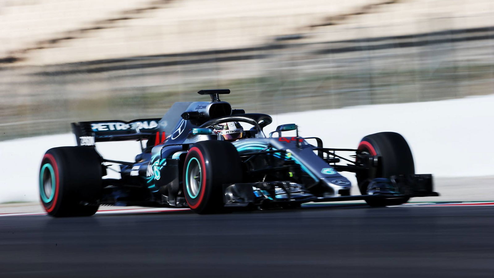 Mercedes ready for three-way F1 title battle 