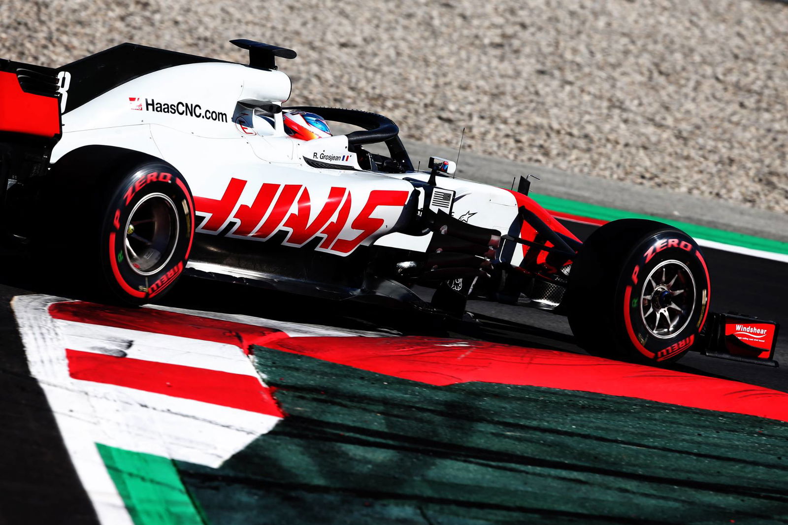 Lowe reveals weighty issue he’d change in F1