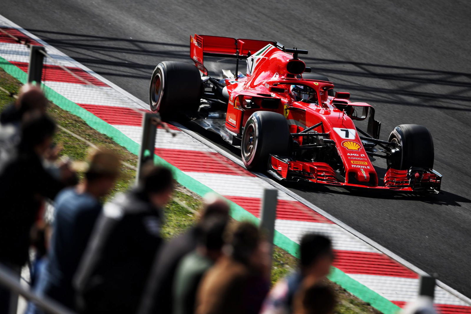 Alonso ends 'rollercoaster' day P2 for McLaren
