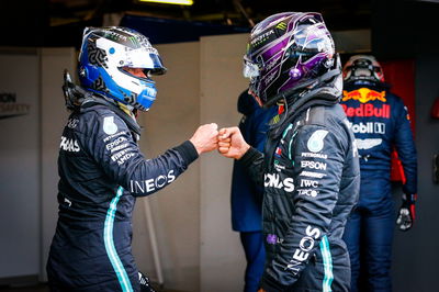 (L to R): Valtteri Bottas (FIN) Mercedes AMG F1 celebrates his pole position in qualifying parc ferme with second placed team mate Lewis Hamilton (GBR) Mercedes AMG F1.