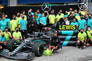 Race winner and World Champion Lewis Hamilton (GBR) Mercedes AMG F1 celebrates with the team.