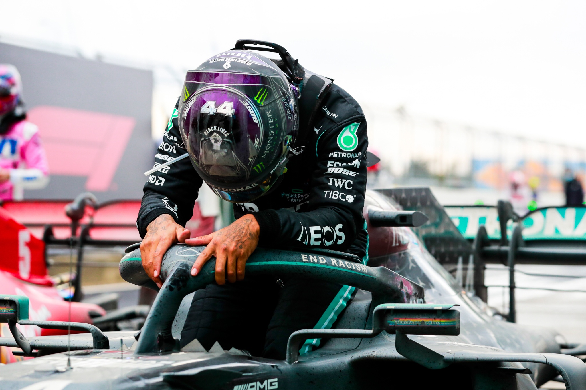 Race winner and World Champion Lewis Hamilton (GBR) Mercedes AMG F1 W11 celebrates in parc ferme.