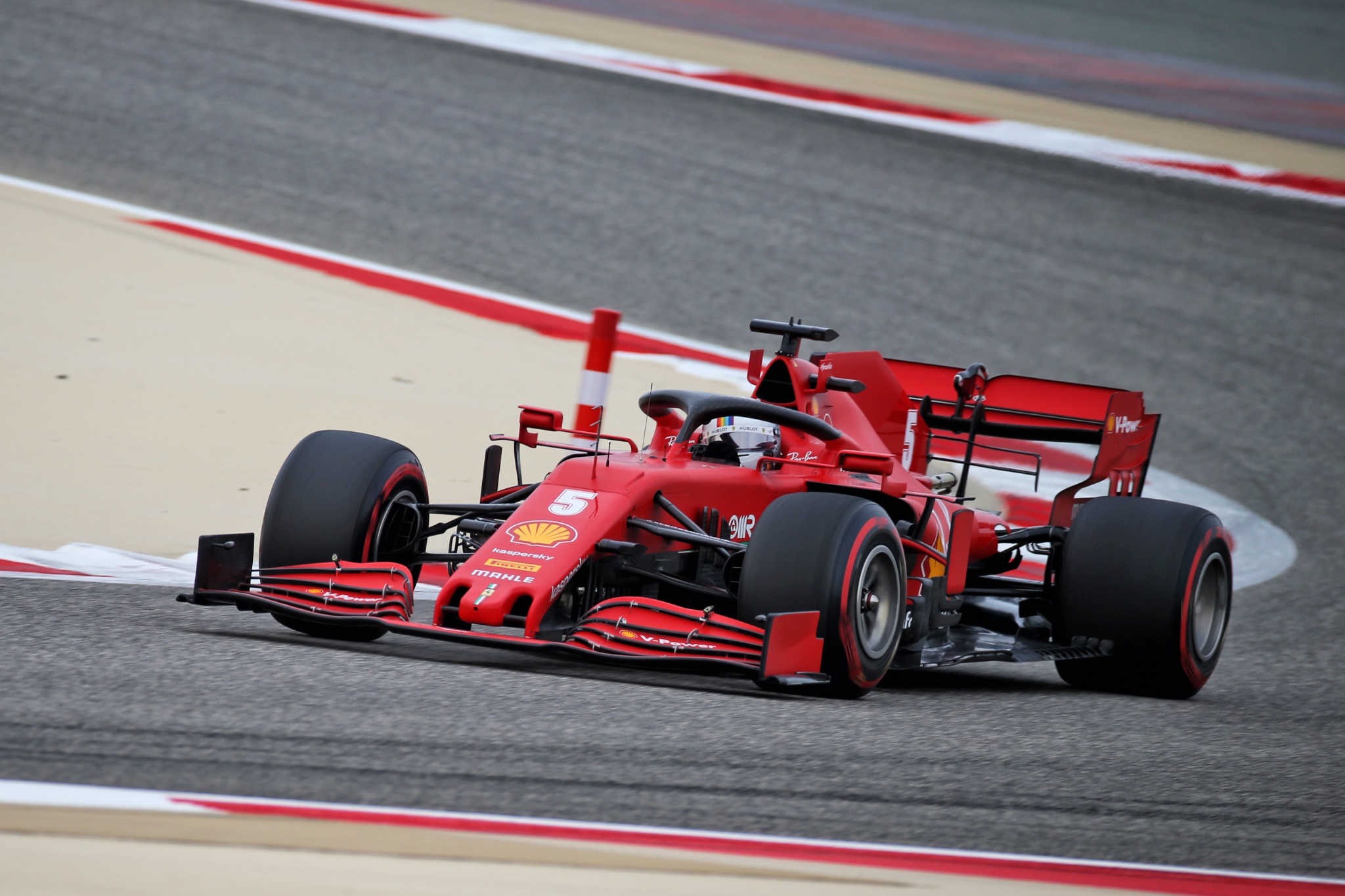 Sebastian Vettel (GER) Ferrari SF1000.