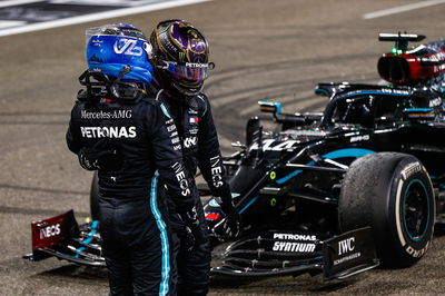 Valtteri Bottas (FIN) Mercedes AMG F1 and Lewis Hamilton (GBR) Mercedes AMG F1 in parc ferme.