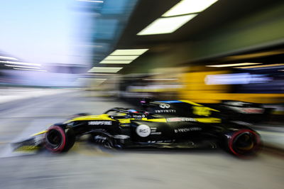 Fernando Alonso (ESP) Renault F1 Team RS20.