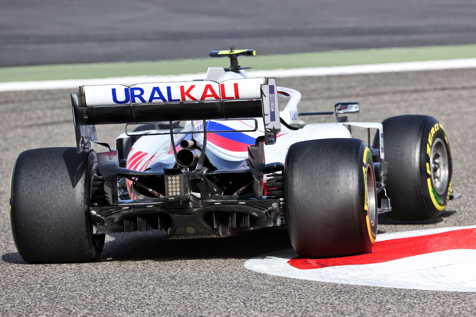 Nikita Mazepin (RUS) Haas F1 Team VF-21.
