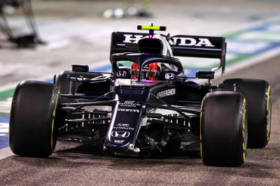 Pierre Gasly (FRA) AlphaTauri AT02 in the pits with a broken front wing.