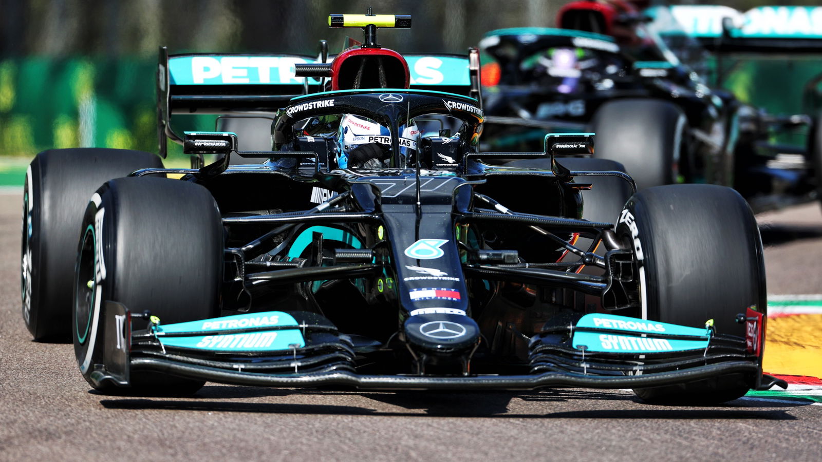 Valtteri Bottas (FIN) Mercedes AMG F1 W12.