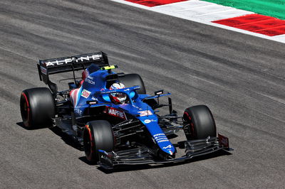 Esteban Ocon (FRA) Alpine F1 Team A521.