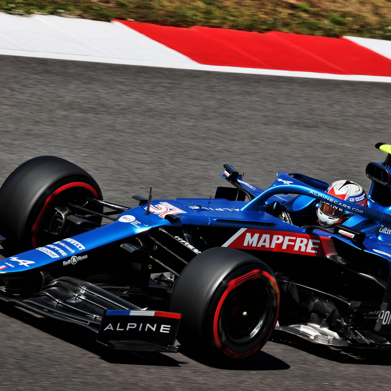 Esteban Ocon (FRA) Alpine F1 Team A521.