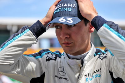 George Russell (GBR) Williams Racing on the grid.