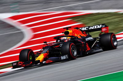 Max Verstappen (NLD) Red Bull Racing RB16B.