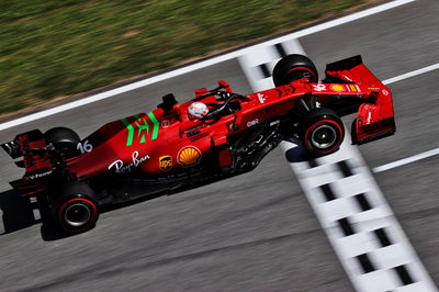 Charles Leclerc (MON) Ferrari SF-21.