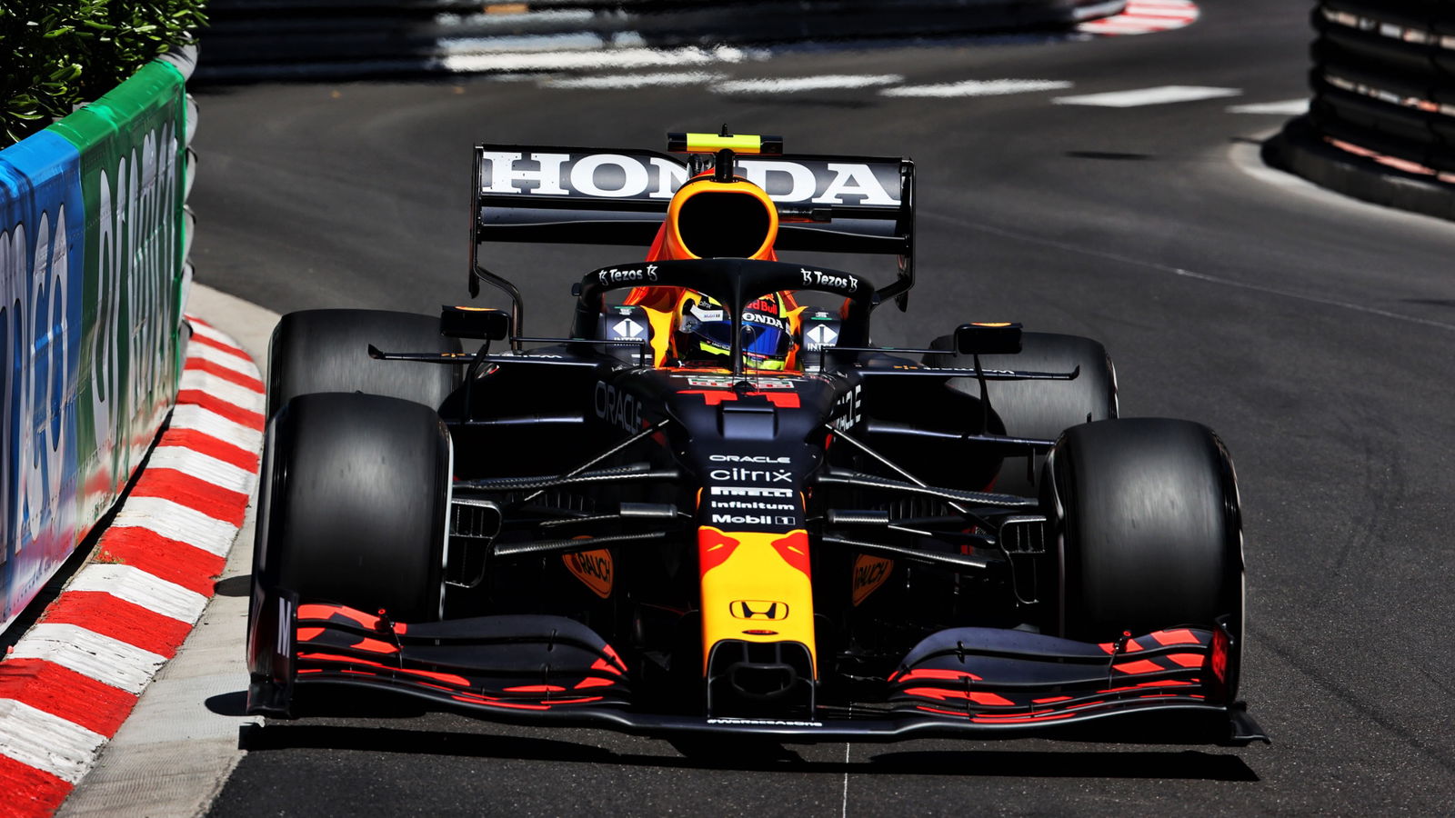 Sergio Perez (MEX) Red Bull Racing RB16B.