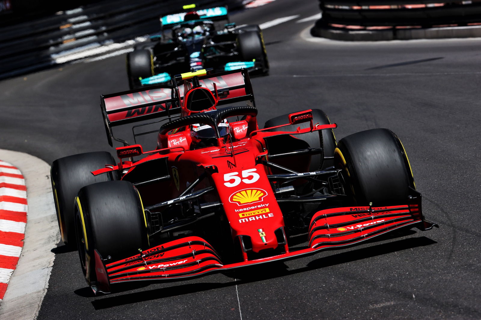 Carlos Sainz Jr (ESP) Ferrari SF-21.