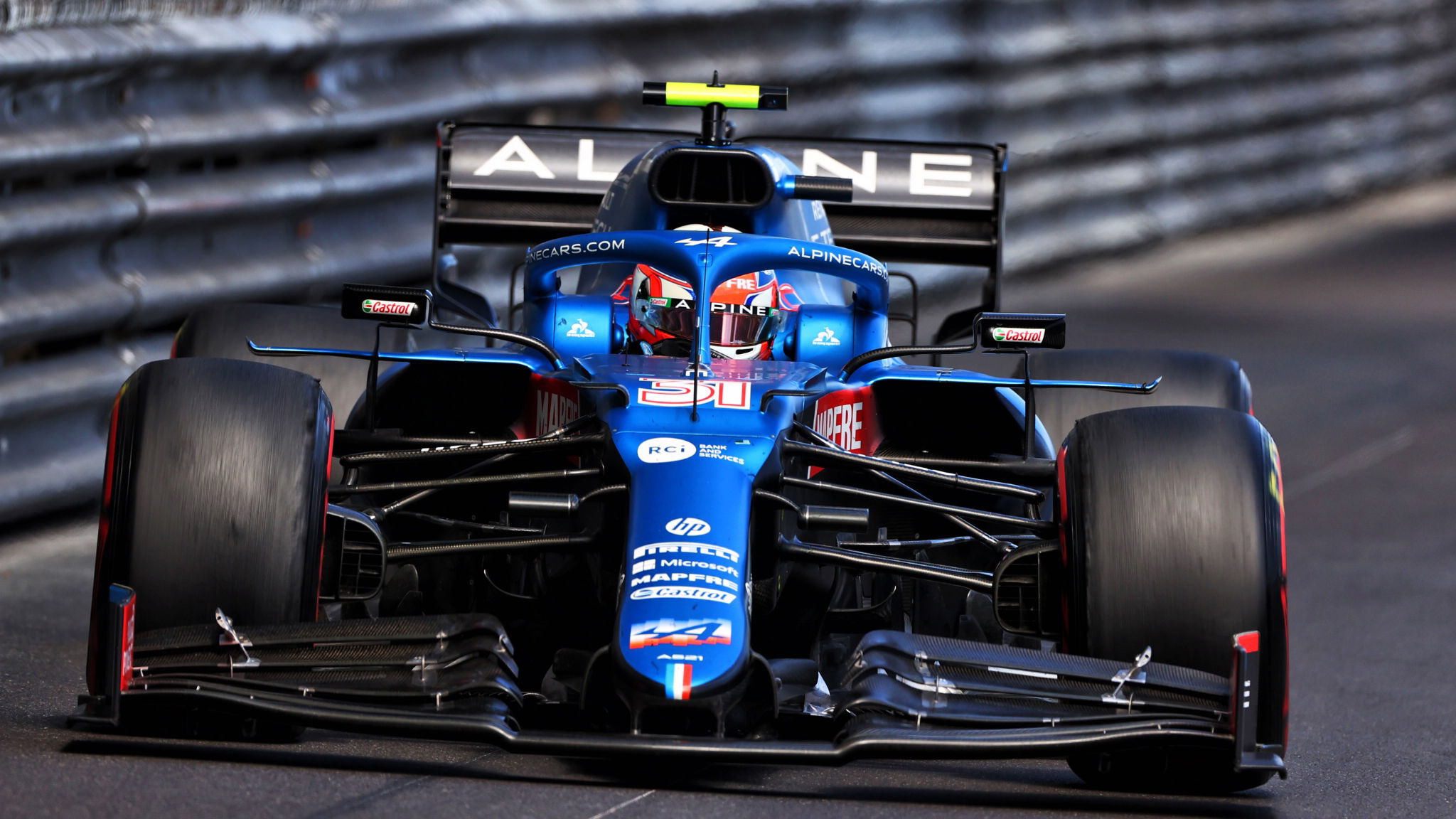 Esteban Ocon (FRA) Alpine F1 Team A521.