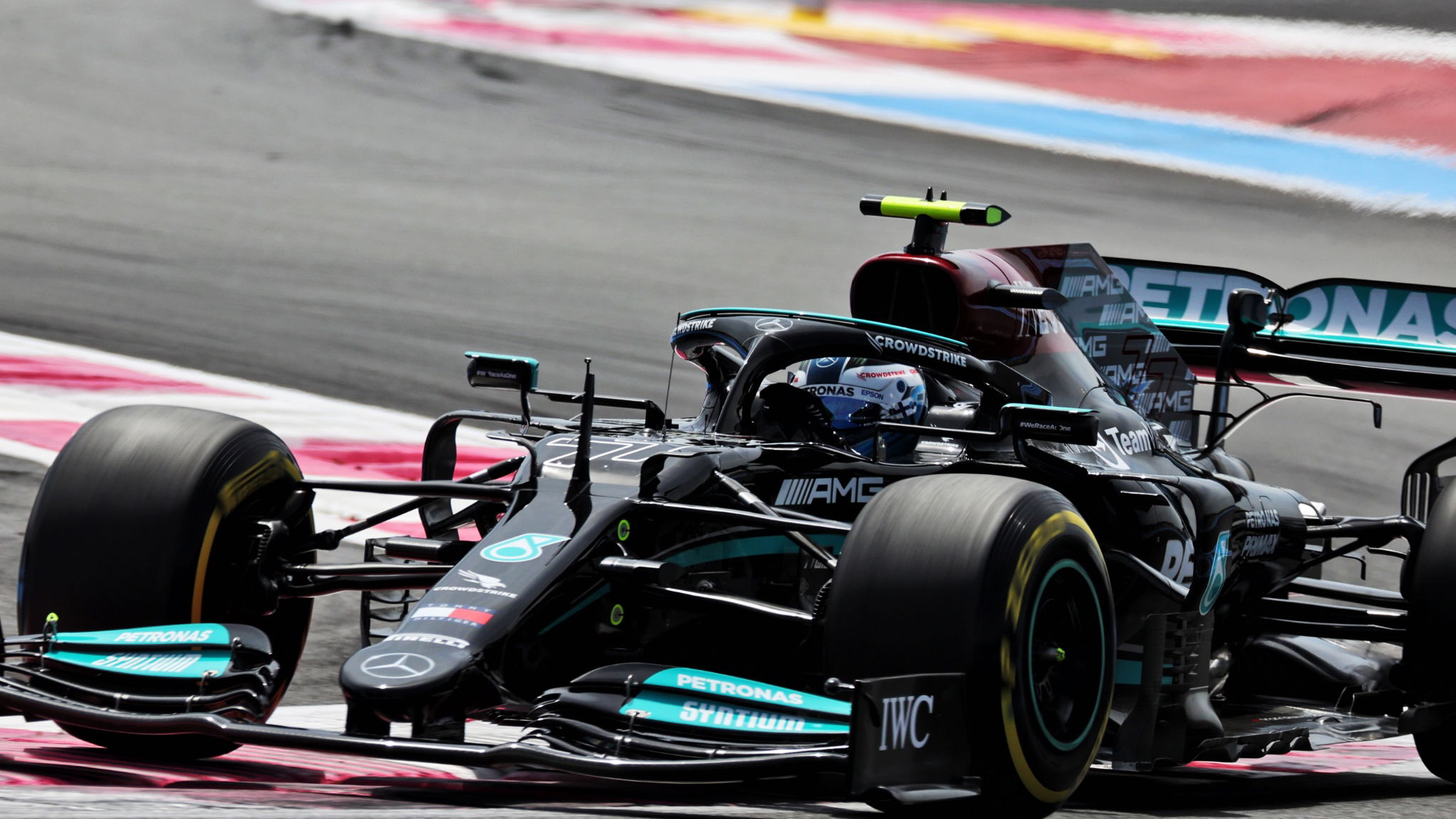 Valtteri Bottas (FIN) Mercedes AMG F1 W12.
