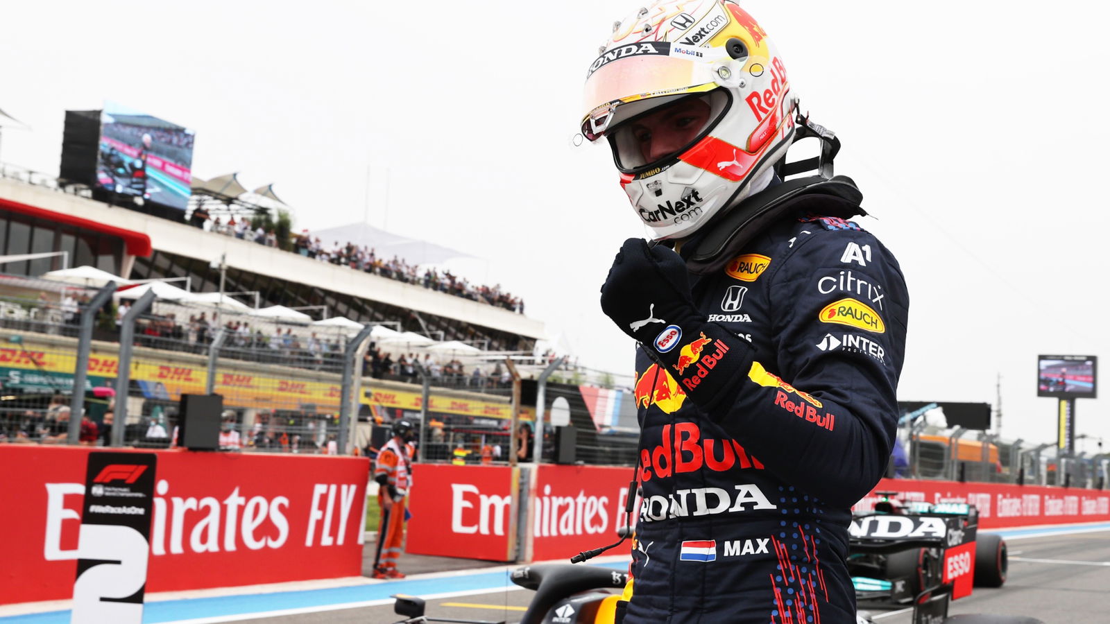 Pole for Max Verstappen (NLD) Red Bull Racing.