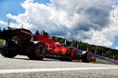 Charles Leclerc (MON) Ferrari SF-21.