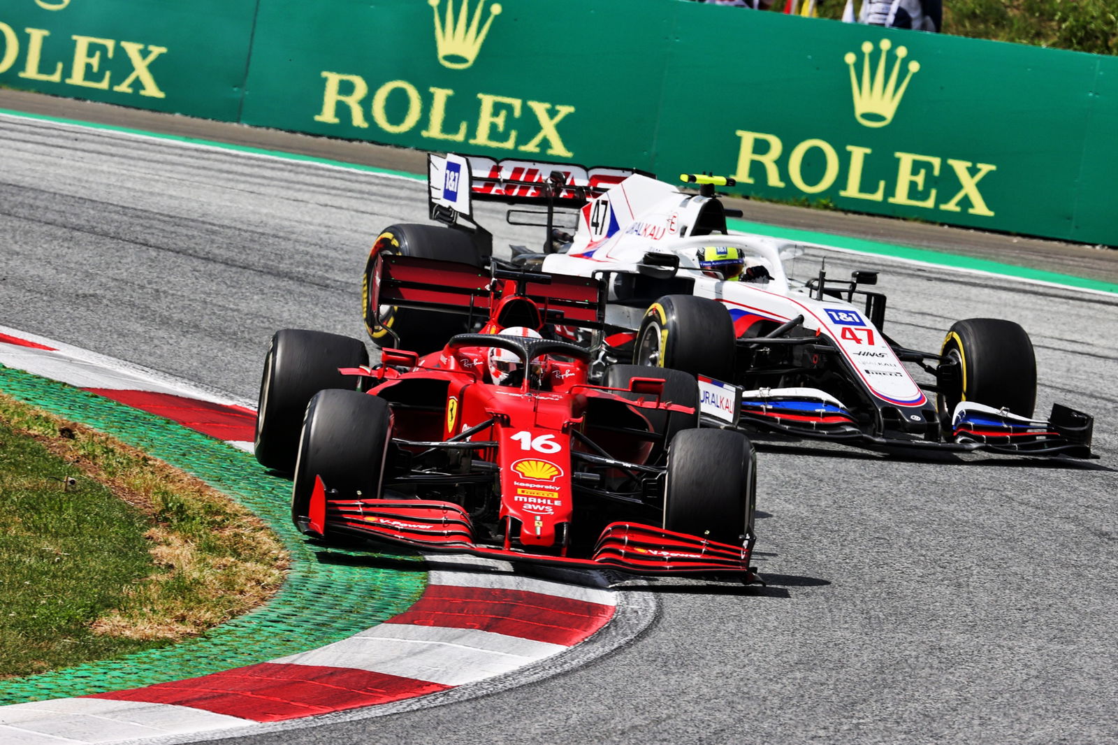 Charles Leclerc (MON) Ferrari SF-21.