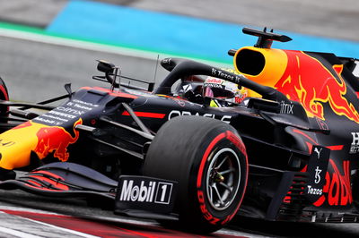 Max Verstappen (NLD) Red Bull Racing RB16B.