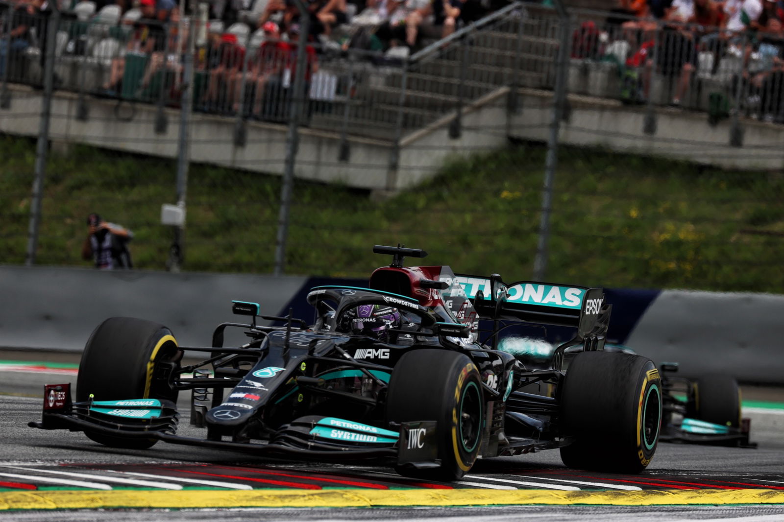 Lewis Hamilton (GBR) Mercedes AMG F1 W12.