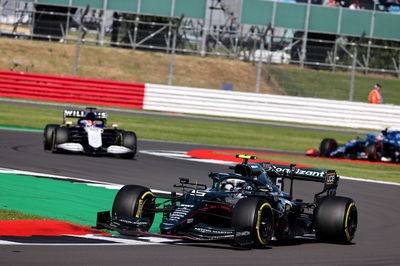 Sebastian Vettel (GER) Aston Martin F1 Team AMR21.