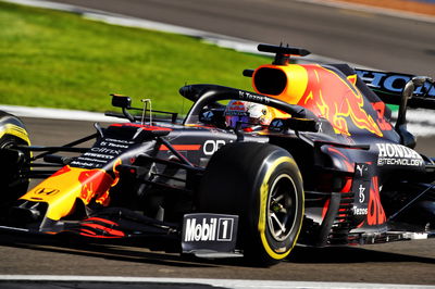 Max Verstappen (NLD) Red Bull Racing RB16B.