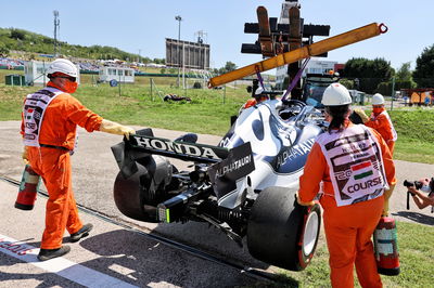 The AlphaTauri AT02 of Yuki Tsunoda (JPN) AlphaTauri, who crashed in the first practice session.