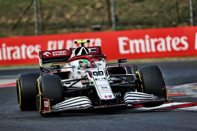 Antonio Giovinazzi (ITA) Alfa Romeo Racing C41.