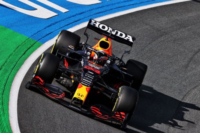 Max Verstappen (NLD) Red Bull Racing RB16B.