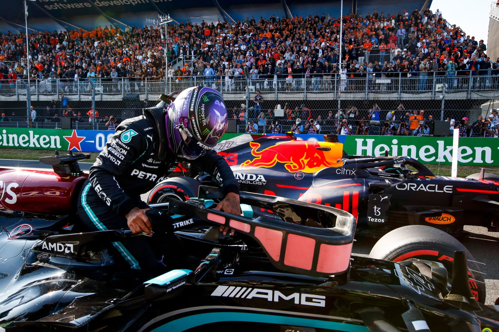 Lewis Hamilton (GBR) Mercedes AMG F1 W12 in qualifying parc ferme.