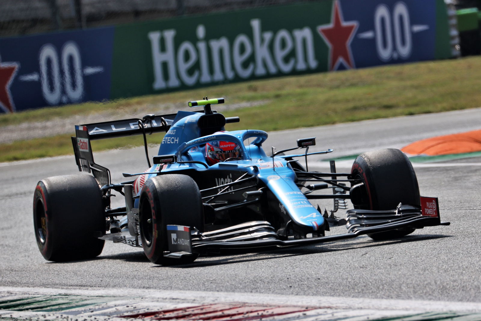 Esteban Ocon (FRA) Alpine F1 Team A521.