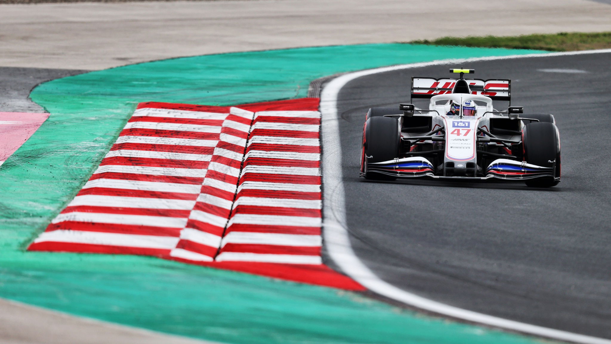 Mick Schumacher (GER) Haas VF-21.