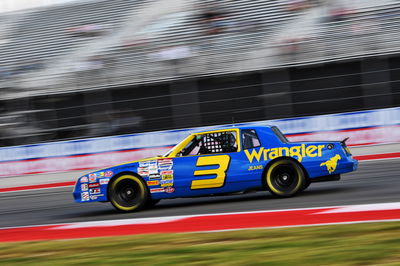 Daniel Ricciardo (AUS) McLaren drives Dale Earnhardt’s 1984 Wrangler Chevrolet Monte Carlo.