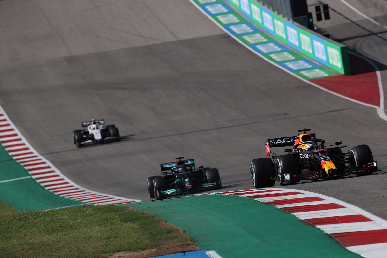 Max Verstappen (NLD) Red Bull Racing RB16B.