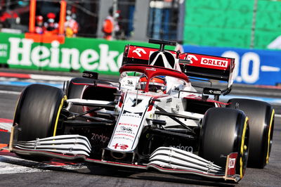 Kimi Raikkonen (FIN) Alfa Romeo Racing C41.