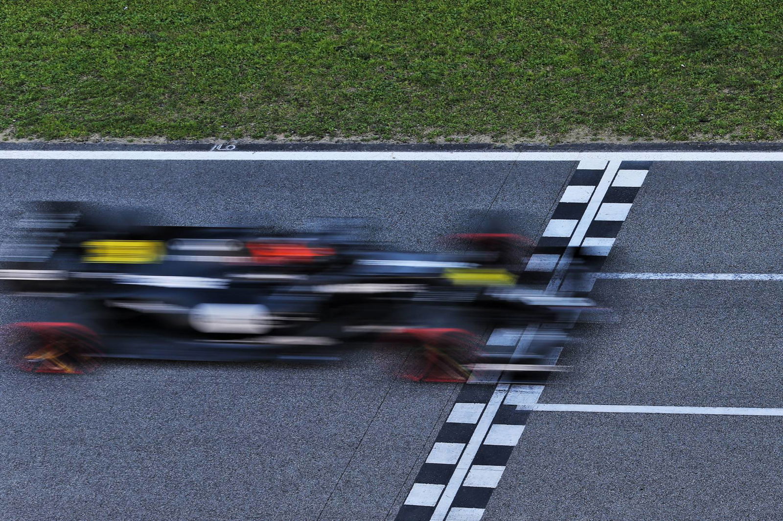 Ferrari: F1 rivals are faster than us at the moment