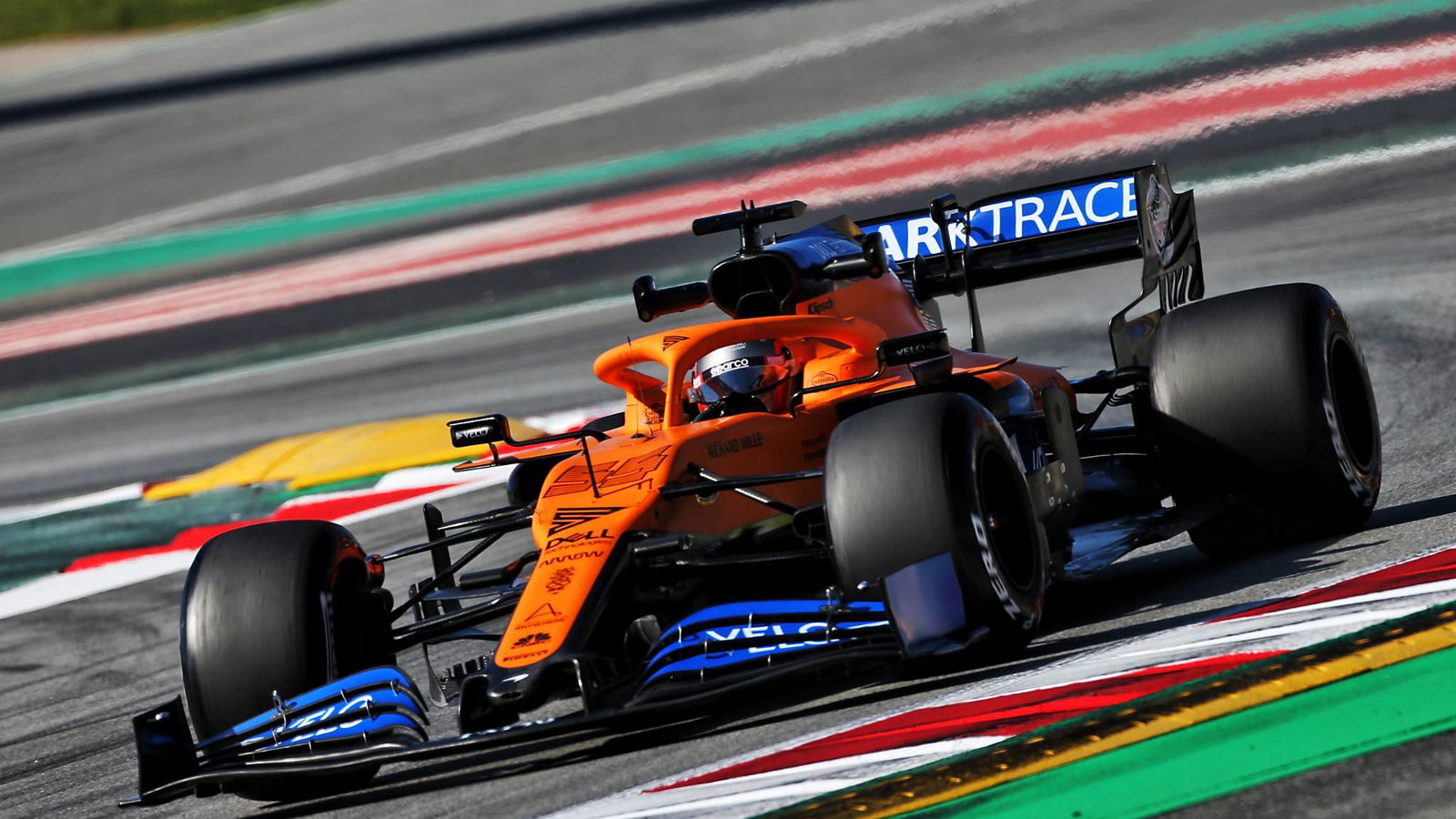 Tes F1 Barcelona 2 Hari 1 - Hasil Rabu pukul 17.00