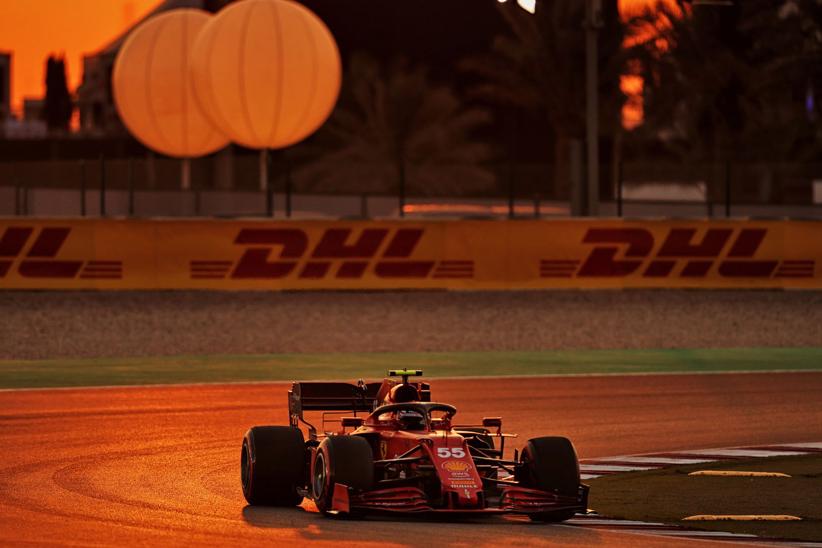 Carlos Sainz Jr (ESP) Ferrari SF-21.