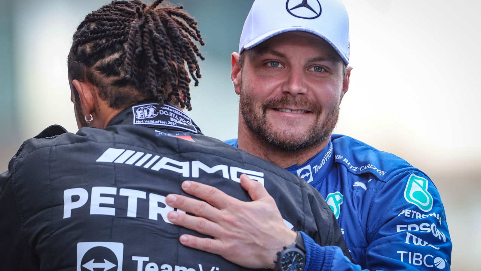 Lewis Hamilton (GBR), Mercedes AMG F1 and Valtteri Bottas (FIN), Mercedes AMG F1 