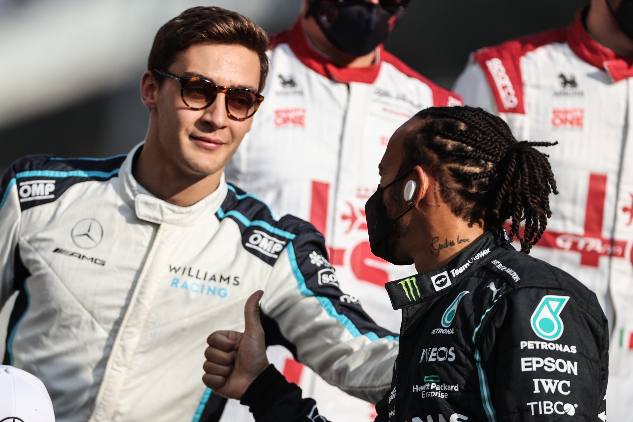 Lewis Hamilton (GBR), Mercedes AMG F1 and George Russell (GBR), Williams Racing 