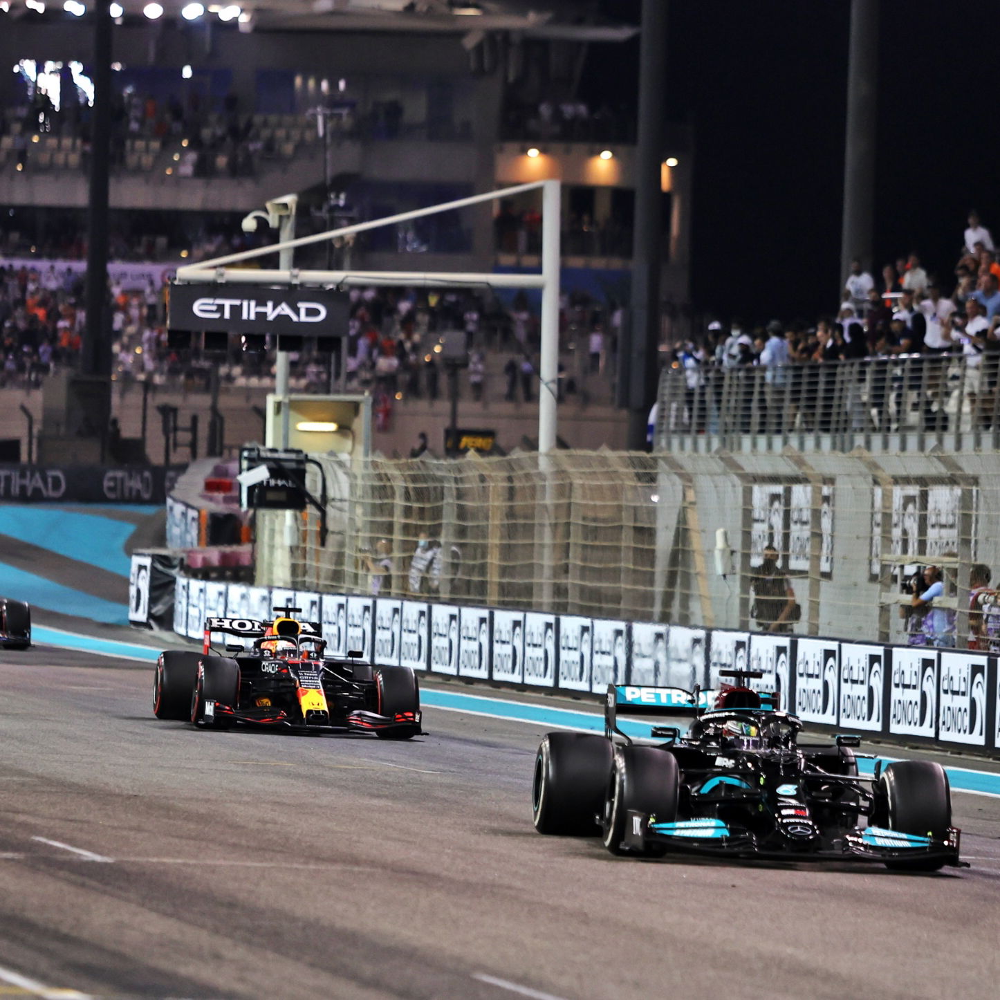 Lewis Hamilton (GBR) Me