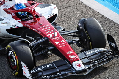 Valtteri Bottas (FIN) Alfa Romeo F1 Team C42.