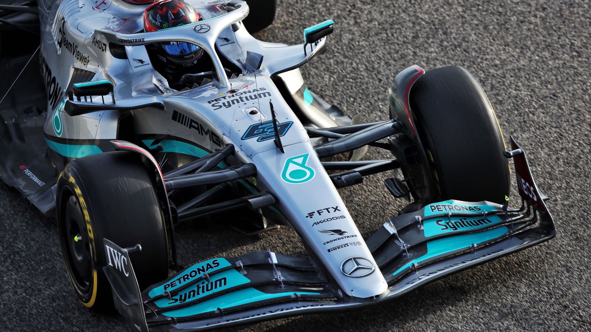 George Russell (GBR) Mercedes AMG F1 W13.