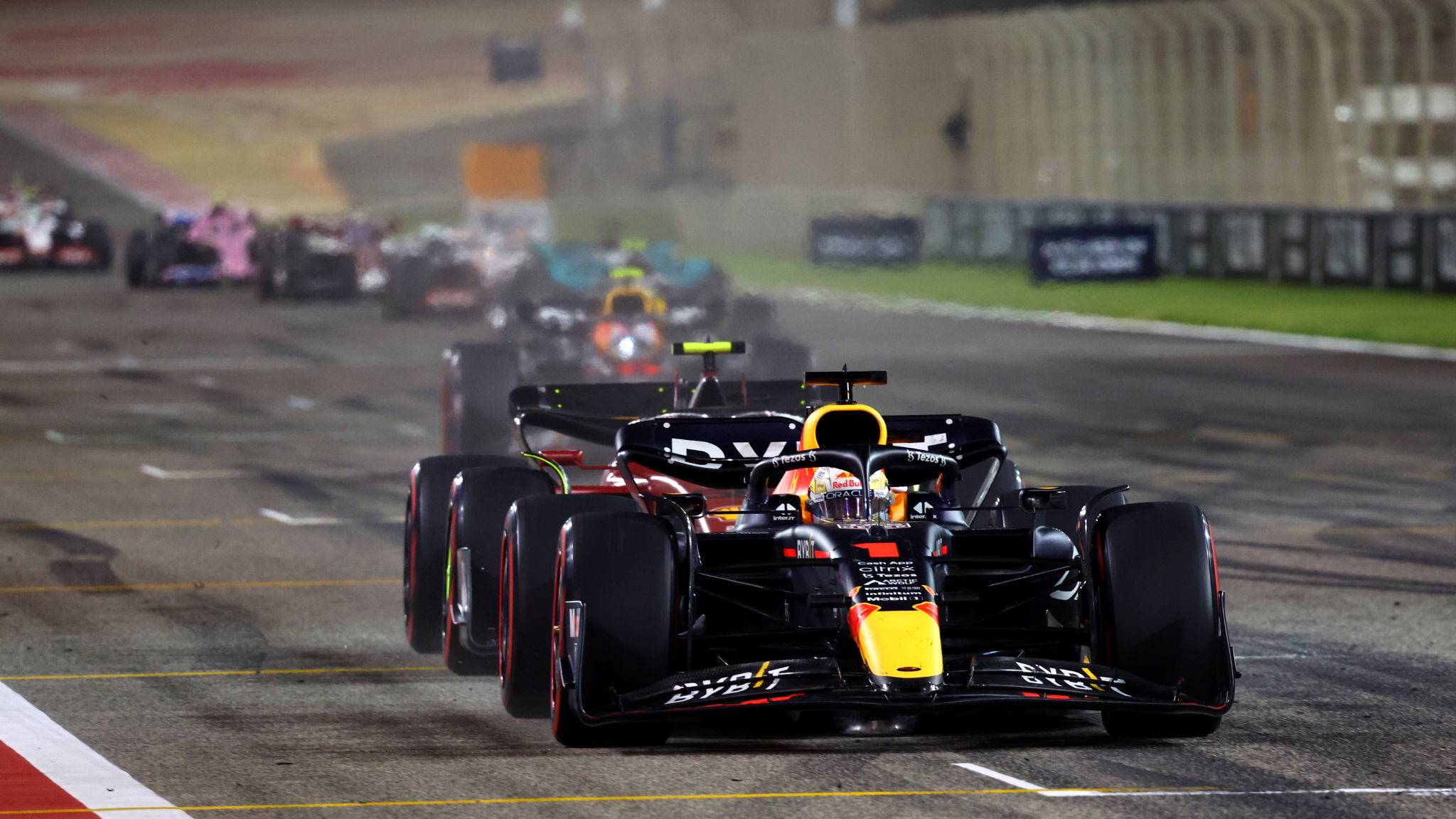 Max Verstappen (NLD) Red Bull Racing RB18.