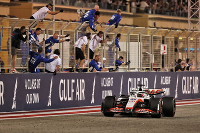 Kevin Magnussen (DEN) Haas VF-22 at the end of the race.